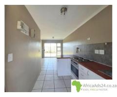 2 Bedroom Apartment to Rent in Uitzicht