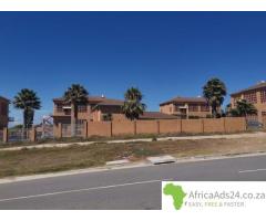 Discover the perfect beachside retreat!