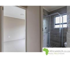 Clean 2 bedroom apartment in Berea-durban