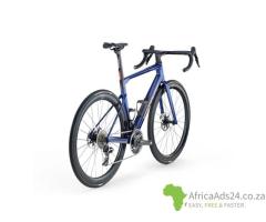 2025 BMC Roadmachine 01 One Road Bike (KINGCYCLESPORT)